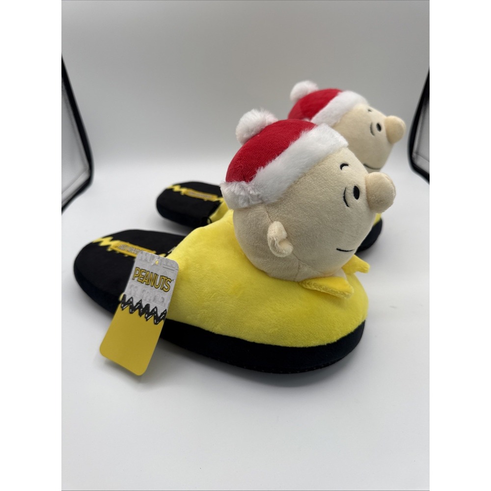Peanuts Charlie‎ Brown Christmas Slippers House Shoes Size 7/8 NEW